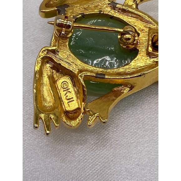 KJL signed Frog Brooch Green Stone iin Metal Gold Plate Mount Good Condition - Picture 7 of 9